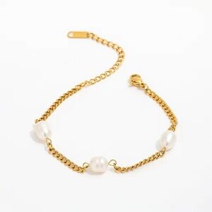 18K Gold Plated Pearl Bracelet